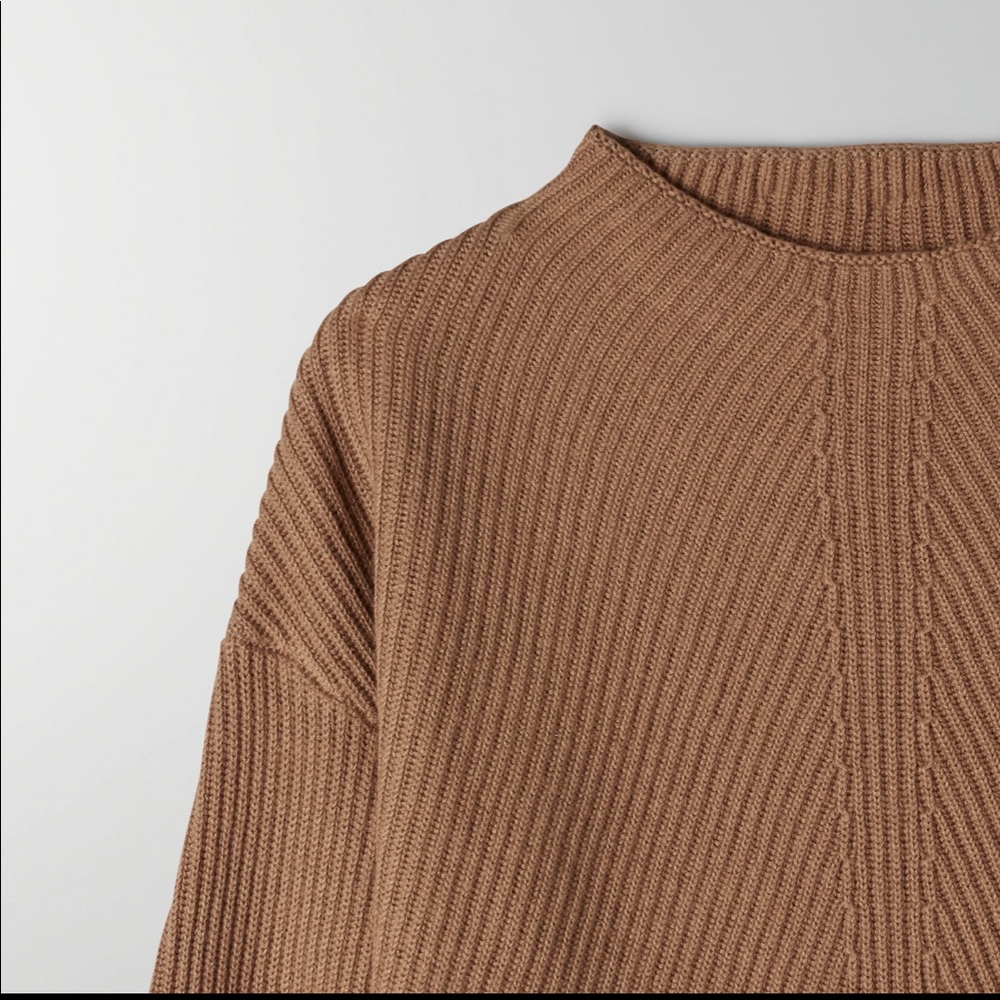 Aritzia Babaton Chalmers Sweater - Picture 7 of 12